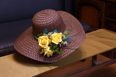 帽子の花飾り