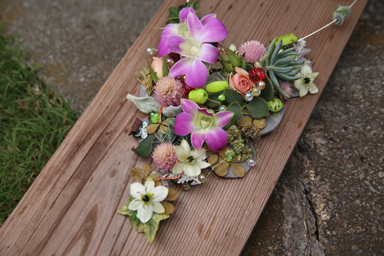 floral necklace